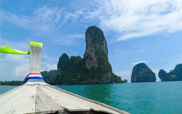 Long-tail-boat-Thailand-Travel.jpg