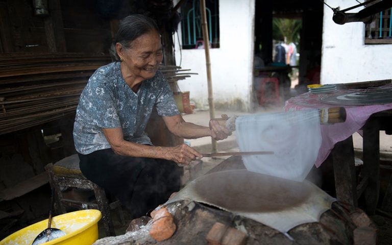 Making-rice-paper-Mekong-Delta-Vietnam-tour-768x480.jpg